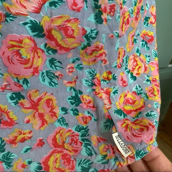 Billabong lightweight floral min skirt - Picture 3 of 5